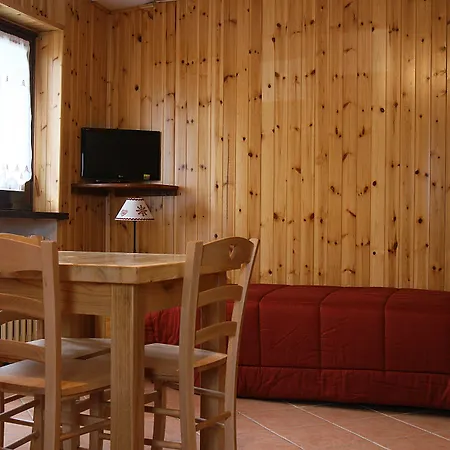 Lägenhetshotell Perron 3*