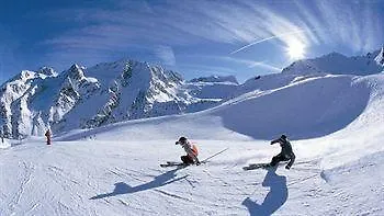 Perron Aparthotel Sauze D'Oulx