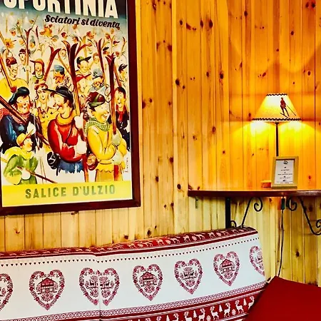 アパートホテル Perron Oulx